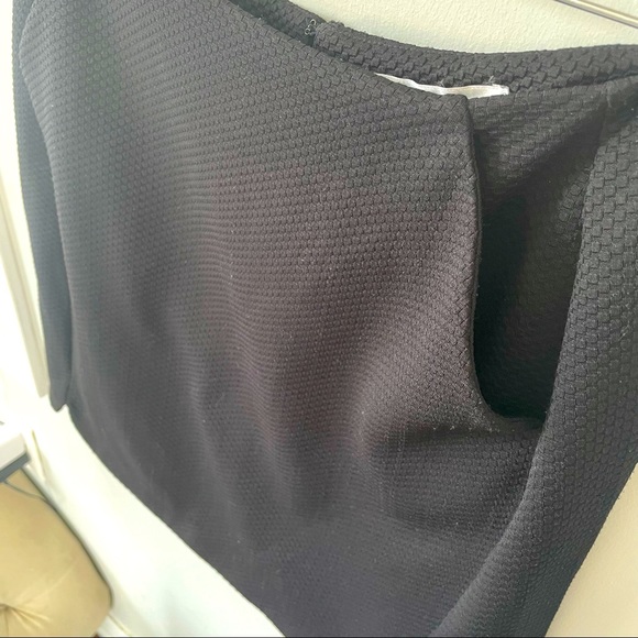 Lauren Conrad Simple Black textured mini Skirt - Picture 13 of 13